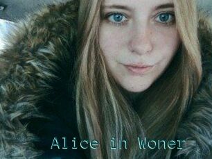Alice_in_Woner