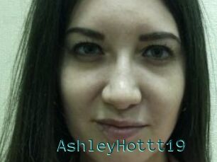 AshleyHottt19