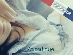 Atomique
