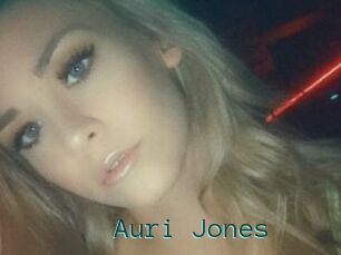 Auri_Jones