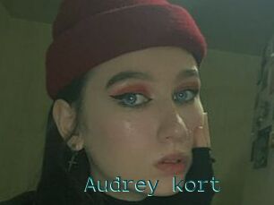 Audrey_kort