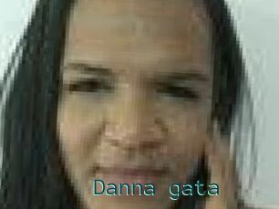 Danna_gata