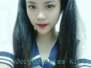 GorgeousKiss_Kiss