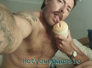 Hotyoungaussie