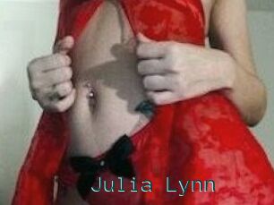Julia_Lynn