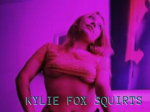KYLIE_FOX_SQUIRTS
