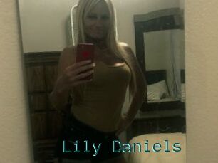 Lily_Daniels
