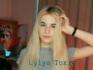 Lylya_Toxic