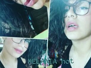 MELANIA_hot