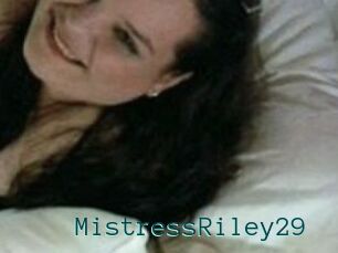 MistressRiley29
