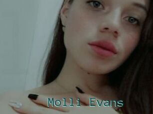Molli_Evans