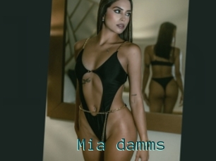 Mia_damms