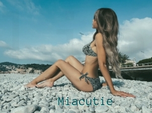 Miacutie