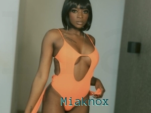 Miaknox