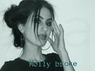 Molly_broke