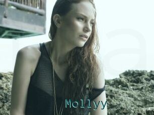 Mollyy