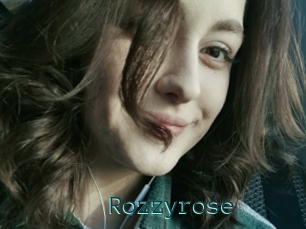 Rozzyrose