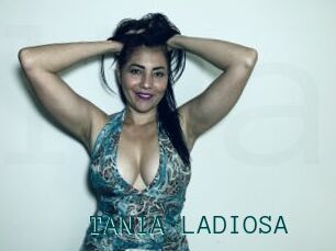 TANIA_LADIOSA