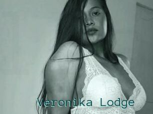 Veronika_Lodge