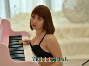 YulliaHot